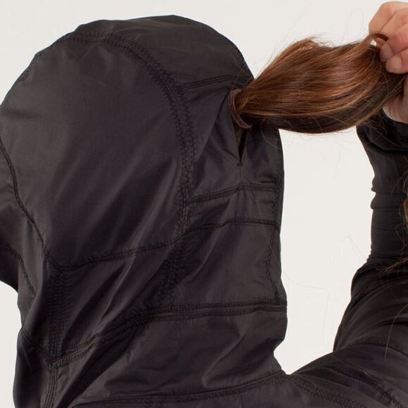 Lululemon Get Up And Glow Jacket *Reflective 360 - 4 Black - Picture 3 of 11